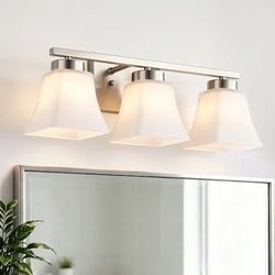 Modern 3-Light Vanity Wall Fixture - Chrome & Frosted Glass (Excellent Condition)