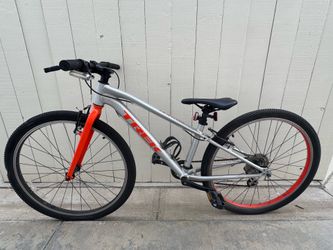 Trek Wahoo 26” Mountain Bike – Alpha Aluminum – Excellent Condition – Ready to Ride