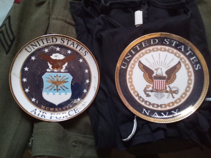 Vintage Commemorative Plates