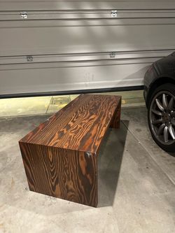 Waterfall display/coffee Table, solid wood