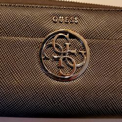 Guess Wallet
