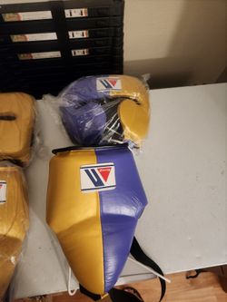 A Full Boxing  Set With FREE  Handwraps