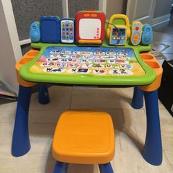 V-tech Activity Desk