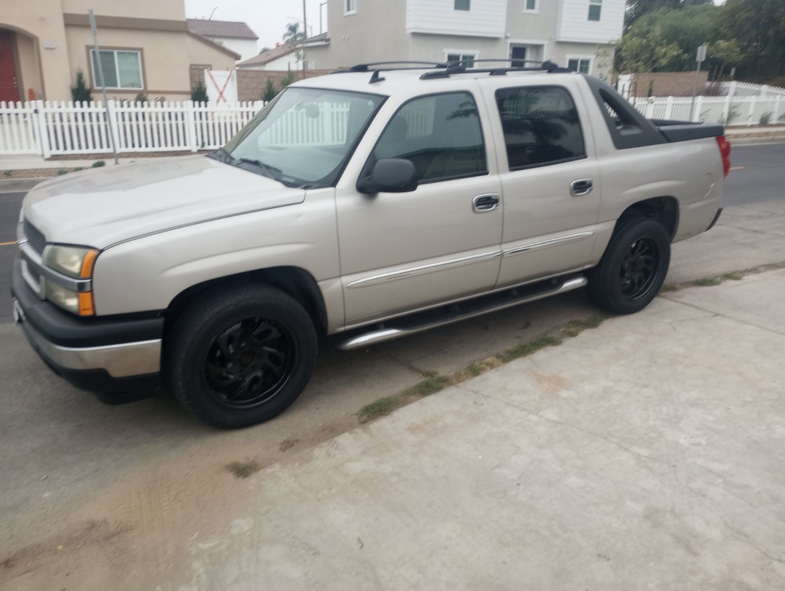 Chevy Avalanche Truck Silverado