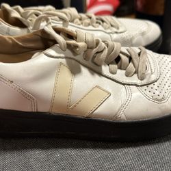 VEJA Leather Shoes 39-8