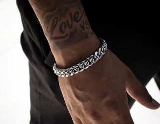 Good quality bracelet