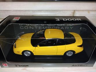 1:18 Autoart Saturn 3-Door Coupe Yellow Diecast Model Car! RARE!
