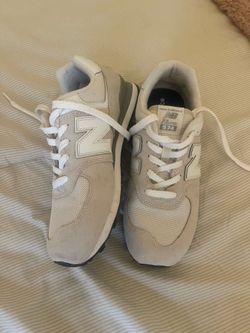 Women’s new balance shoes