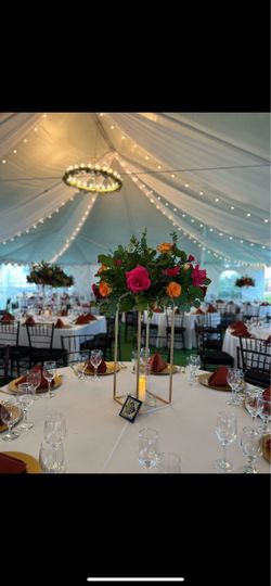 Flower stands / floral stands