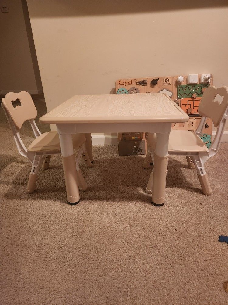 Children's Table