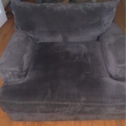 Z Gallerie Loveseat 