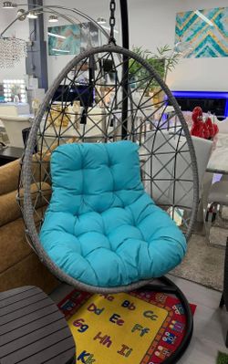 Silla colgante Para patio. Ask For price. 