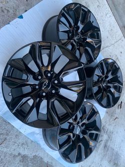 Chevy Silverado rims 20” OEM Factory Wheels Rines new gloss black powder coated ( exchange available )( Cambio Disponible ) fits Silverado Tahoe avala