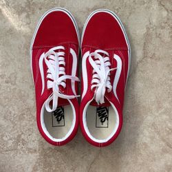 *New* Vans Old Skool Size 9 Men 