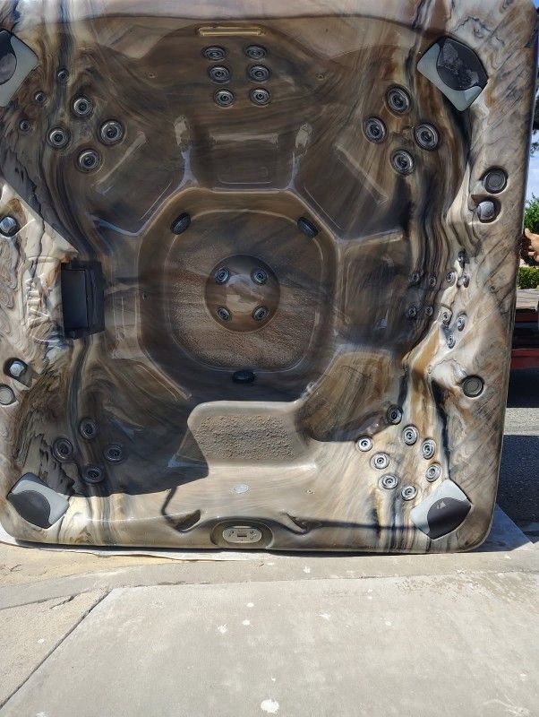 Great 11k 6 Person Vita Spa ...................