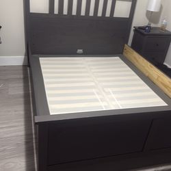 Full size bed  free