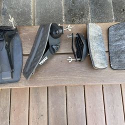 Thule 883 Glide & Set Rooftop Kayak Carrier