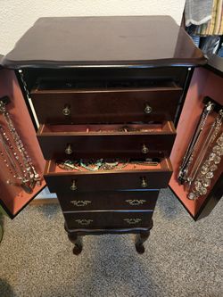 Jewelry Hutch