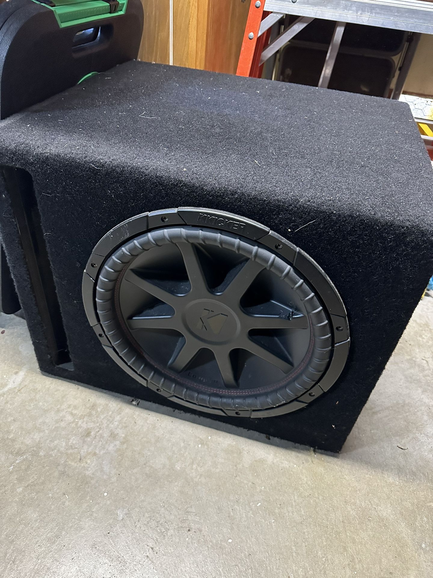 15” Kicker Subwoofer And Amp