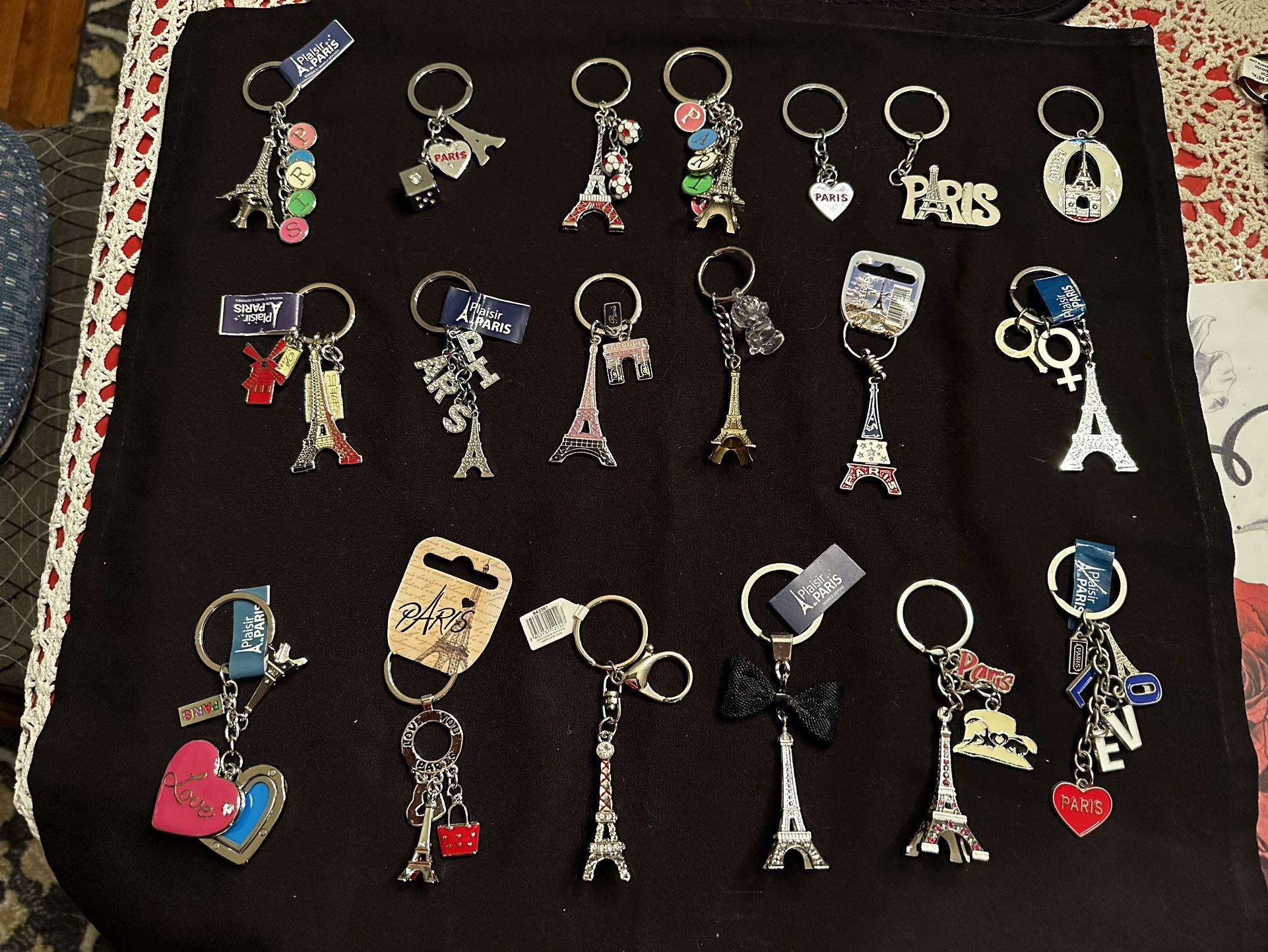 Beautiful Paris keychains 