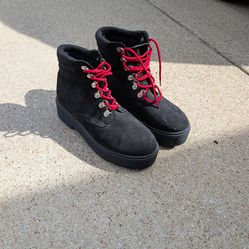 Black lace up boots size 8 women