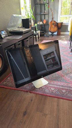 27-inch Apple Monitor