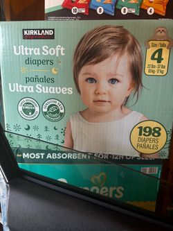 Kirkland Signature Ultra Soft Diapers, Size 4, 198 diapers.