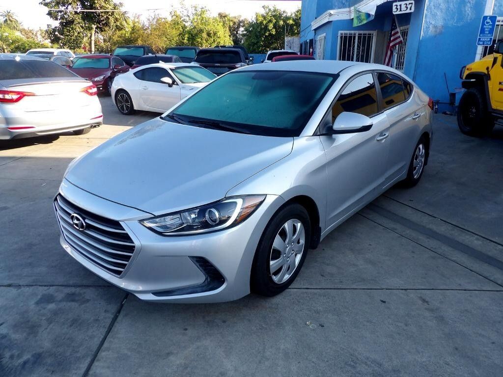 2020 HyundaiElantraLimited
