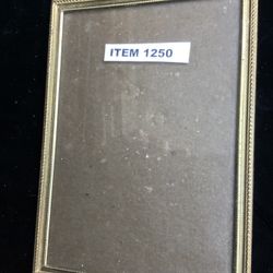 1250 Vintage Antique Brass Photo Frame. 5x7