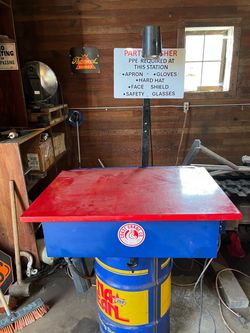 Parts cleaner