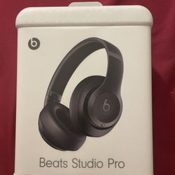 Beats Studio Pro Bluetooth Wireless Headphones 