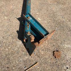 Metal Stake Puller
