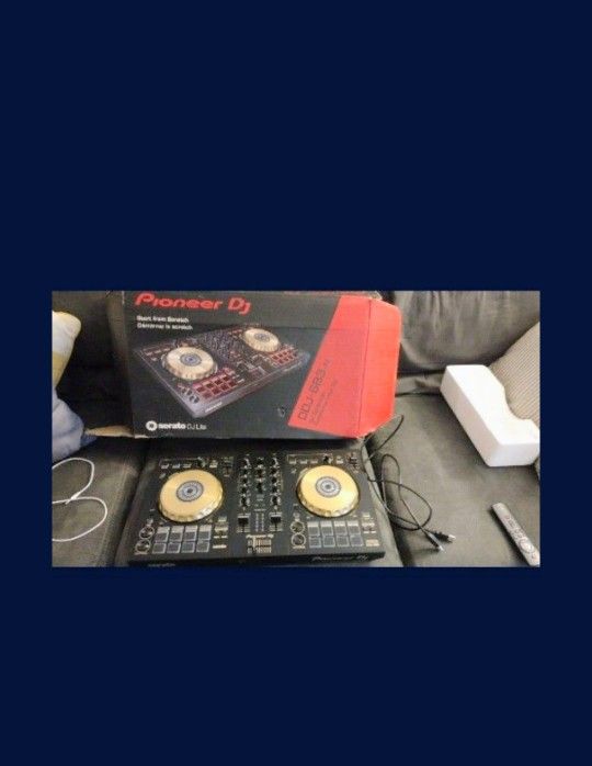 Pioneer DJ controller ddj-sb3-n  (FOR SALE)