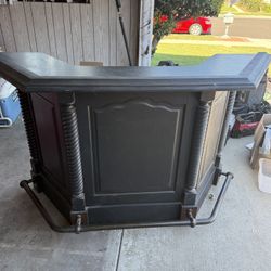 Home Wraparound Bar