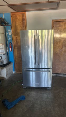 Refrigerator selling  ASAP