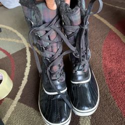 Sorel Boots Size 9 