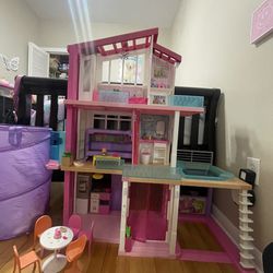 Barbie Dream House 