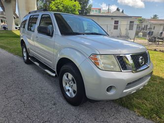 Nissan Pathfinder 2012