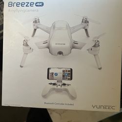 YUNEEC BREEZE DRONE 4K NIB