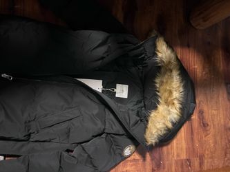 Women’s size medium long puffer coat