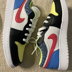 Jordan 1 Low (gs) Sz6y