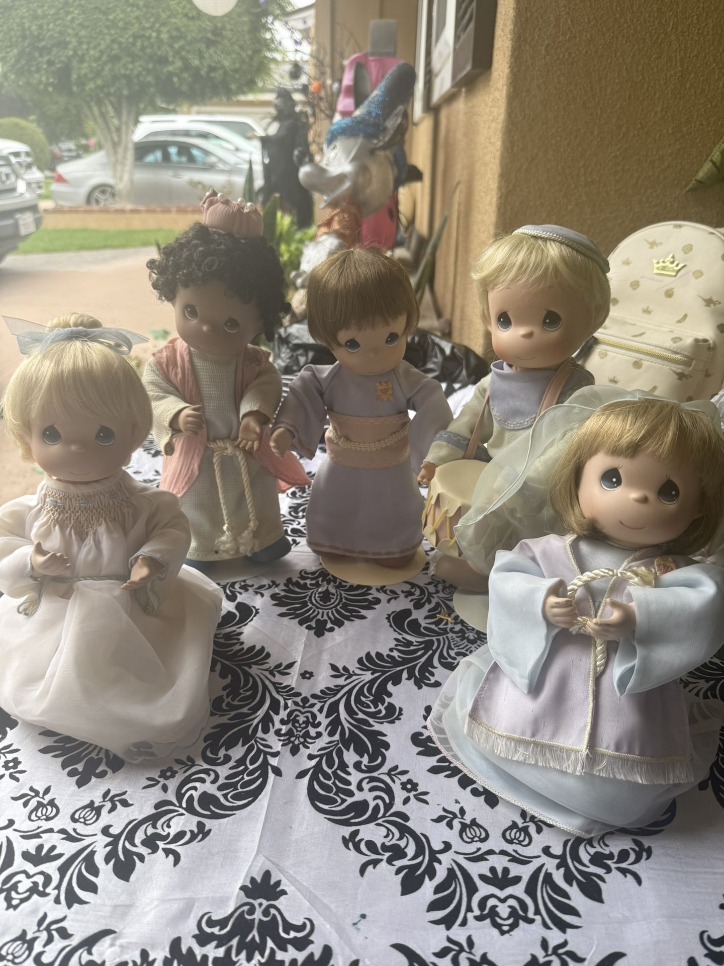 Precious Moments Nativity Figures Like 12 Inches Each
