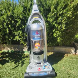 Bissell LIFT OFF Pet Vacuum w/Multi Cyclonic Suction HEPA FILTER
