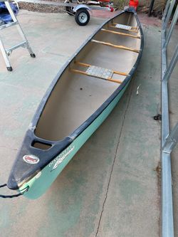 Old Town Canoe Discovery Scout 16’