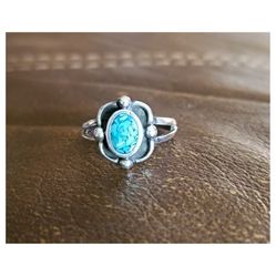 VTG. TURQUOISE/ STERLING SILVER RING- SIZE     5 or 15.8mm