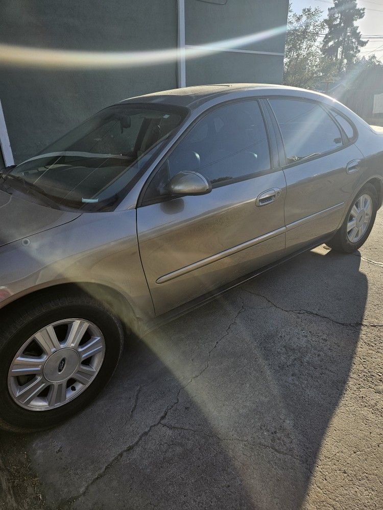 2007 Ford Taurus