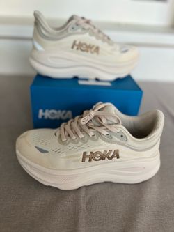HOKA Bondi 9 Women’s Size 7.5B – White/Oatmeal – Brand New