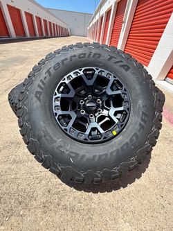 17s 2025 ford raptor f150 oem wheels Rims Rines beadlock on BfGoodrich ko 2 Tires 6x135