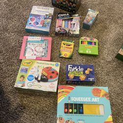 Big Bundle Of  Games And More For Both Boy And Gri Lots Of Fun 