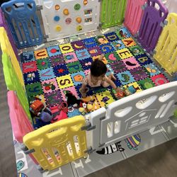 Baby play pen